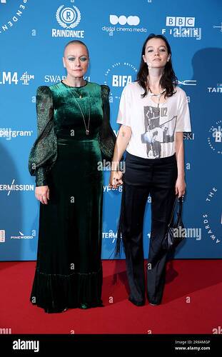 london-uk-02nd-dec-2018-samantha-morton-and-daughter-esme-creed-miles-attend-the-21st-british-independent-film-awards-at-old-billingsgate-in-london-england-credit-sopa-images-limitedalamy-live-news-2R84MGP