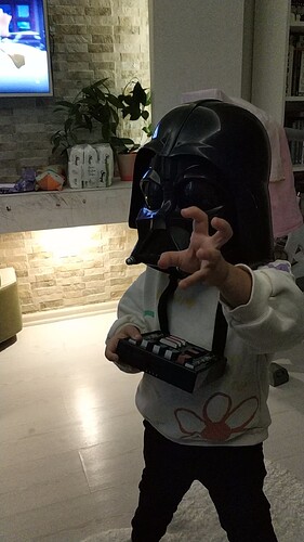 Screenshot_2024-11-15-17-57-55-701_com.miui.gallery