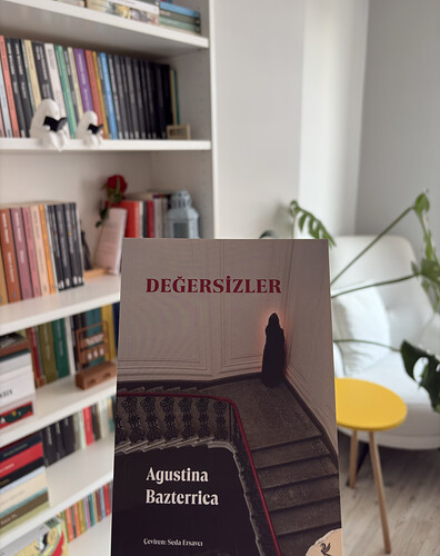 inanc-yoksa-siginak-da-yoktur-degersizler-agustina-bazterric-clHib